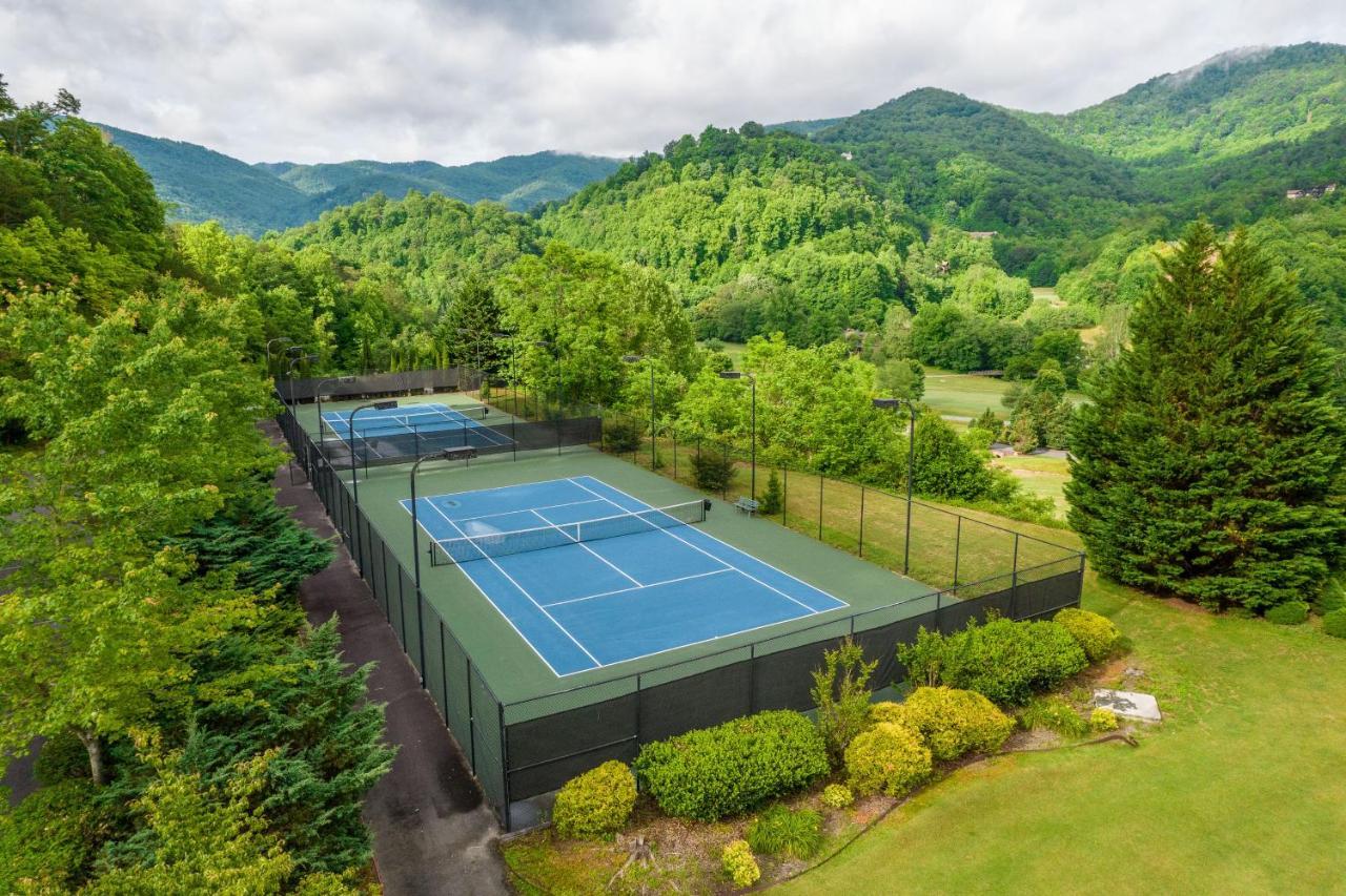 شقة Smoky Mountain Escape Whittier المظهر الخارجي الصورة
