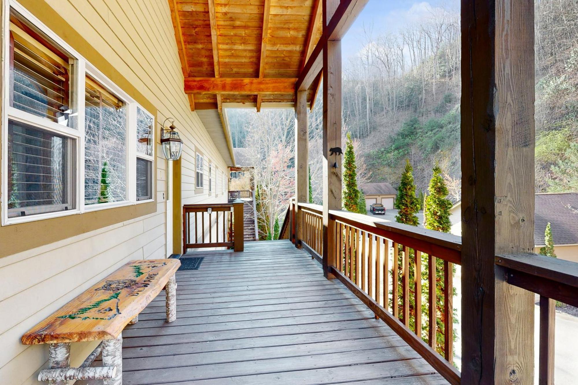 شقة Smoky Mountain Escape Whittier المظهر الخارجي الصورة